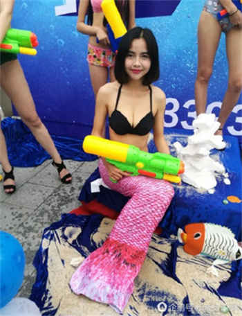 早读acg全彩