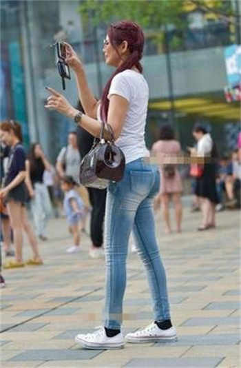猫头摁狗头小说