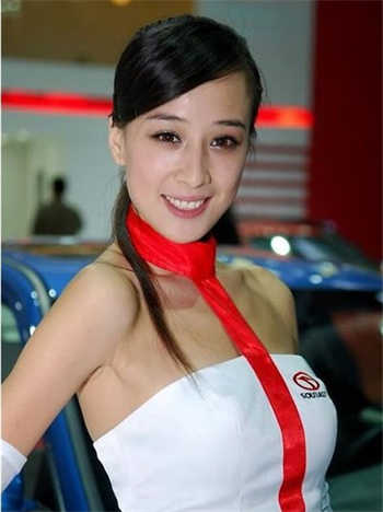舔鞋子打耳光