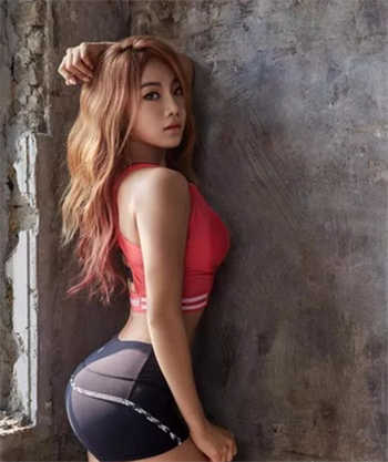 女主穿越能号令百兽