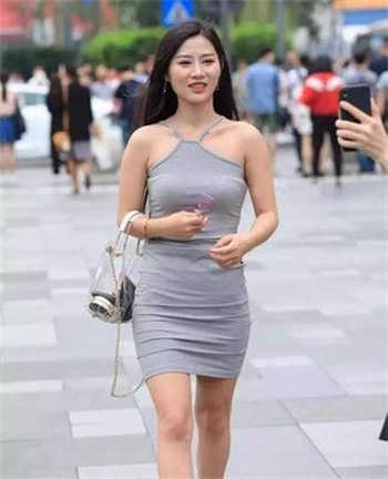 邻居家的傻女儿