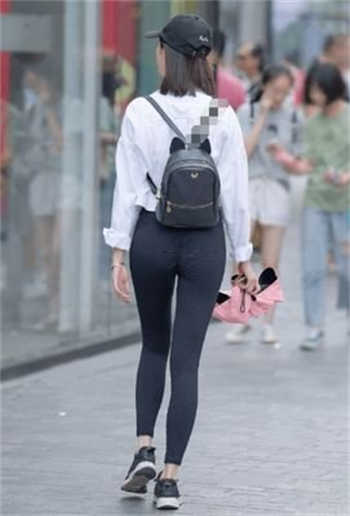 辣妞范儿吻戏