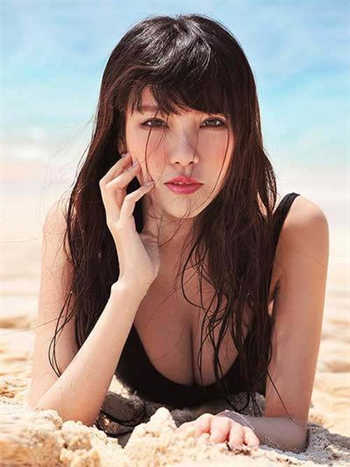 她熟睡后我强进入她