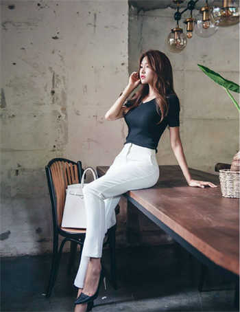 西尔酱校服牛奶