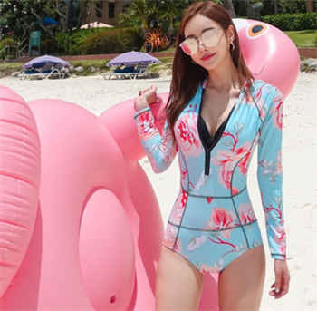 黑桃女黑桃会
