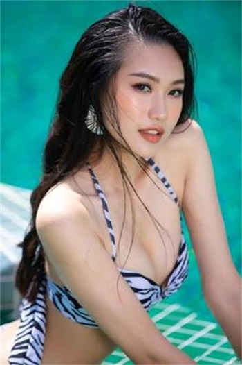 医院院长与小护士如如影视