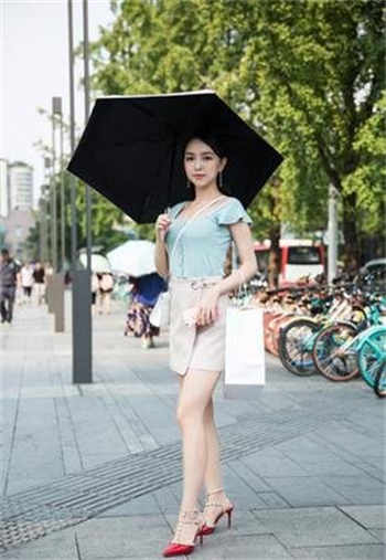 赛高酱万元蓝色校服视频
