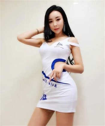 蝴蝶面具下的母亲txt