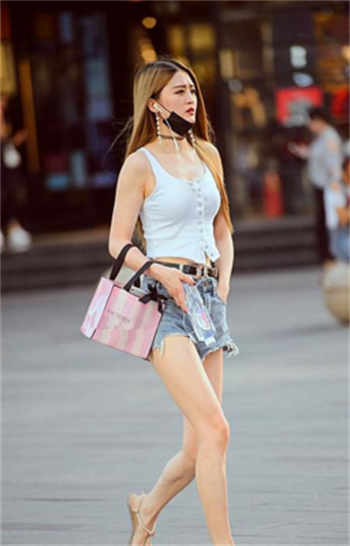 男子租女友回家致怀孕