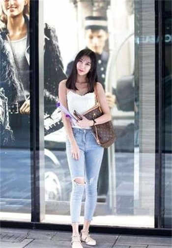 女辅警艳门事件