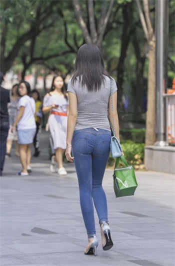 不正经的交友app