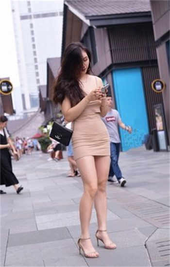 一个女人一直鬼叫的歌