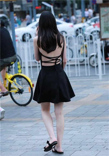 宜家女子不文明视频