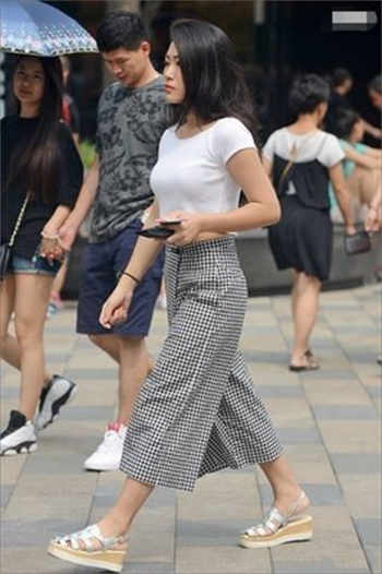 婚前试爱吻戏视频床新婚夜