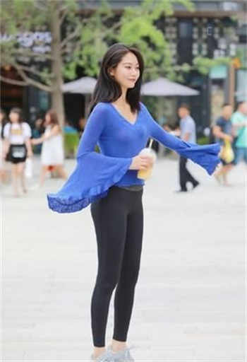 一女的和狗被送医院