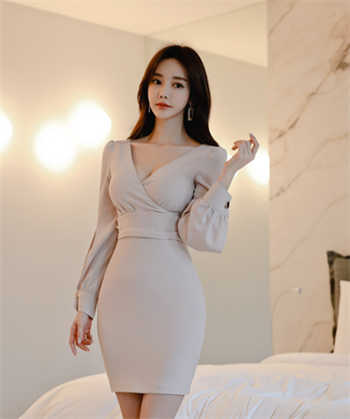402422女角叫什么