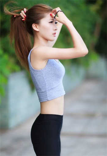 网红肖雅婷